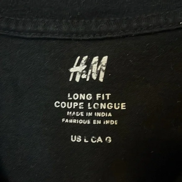 Extended Length Black T-Shirt - Picture 2 of 5